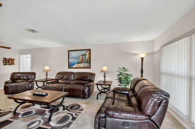5 of 40 - 4677 Robinwood Circle #b, Boynton Beach, FL
