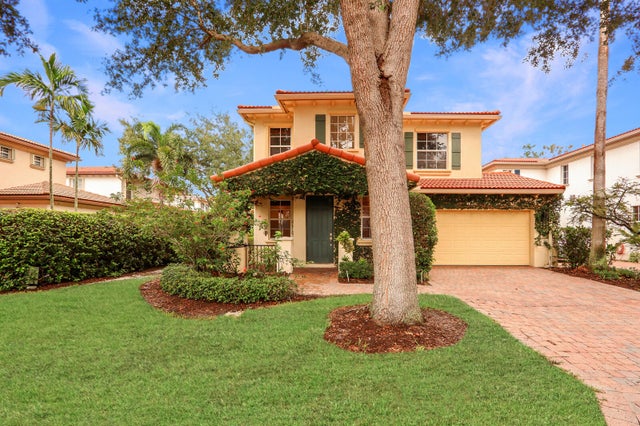1 of 44 - 740 Duchess Court, Palm Beach Gardens, FL