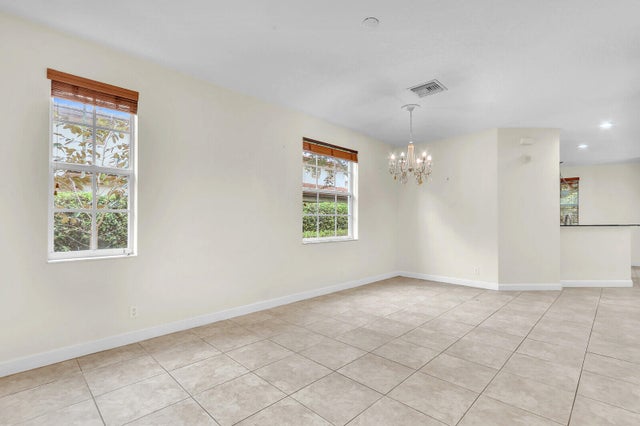 5 of 44 - 740 Duchess Court, Palm Beach Gardens, FL