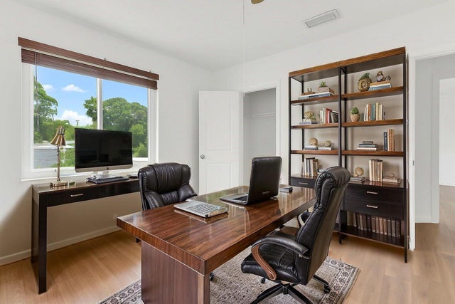 3 of 45 - 350 Delaware Avenue, Fort Lauderdale, FL