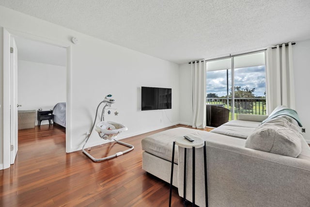 4 of 28 - 6699 Nw 2nd Avenue #416, Boca Raton, FL