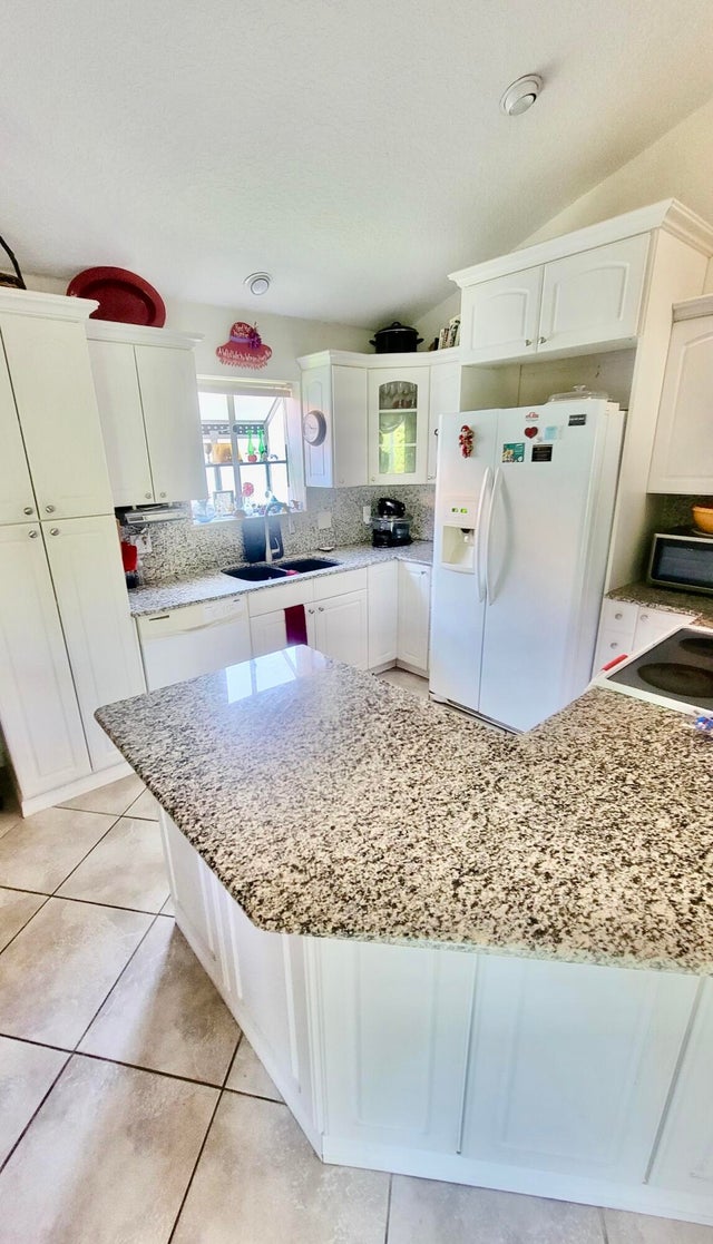 3 of 11 - 6212 Se Windsong Lane, Stuart, FL