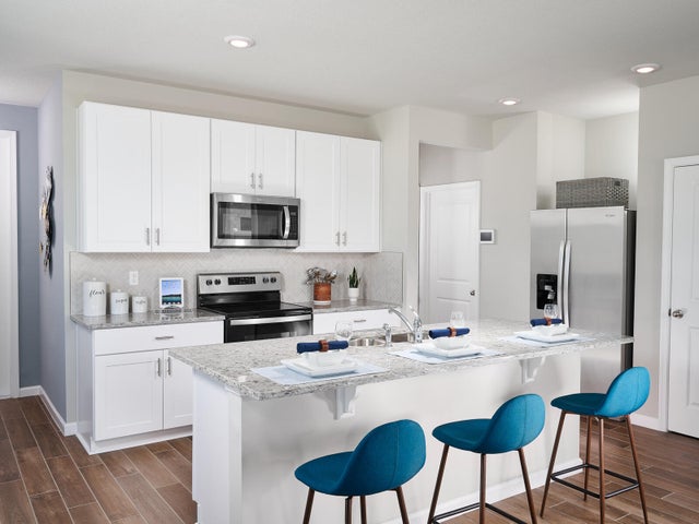 5 of 18 - 575 Salisbury Circle, Fort Pierce, FL