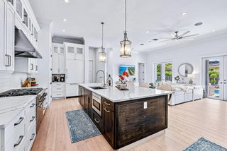 Photo of Listing #RX-11131028