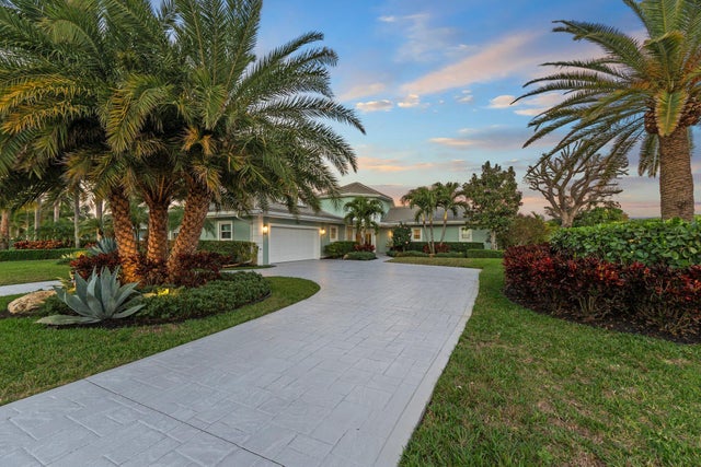 2 of 32 - 3142 Se Fairway W, Stuart, FL