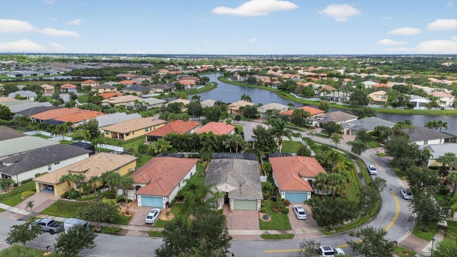 2 of 106 - 11894 Sw Crestwood Circle, Port Saint Lucie, FL
