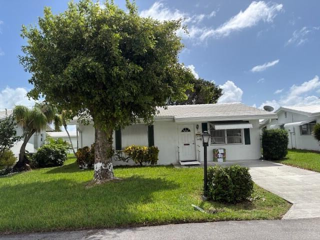 1 of 9 - 1104 N Leisure Lane S, Boynton Beach, FL