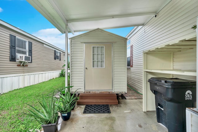 5 of 54 - 124 Plantation Boulevard, Lake Worth, FL