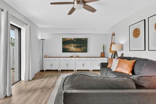 Photo of Listing #RX-11131079