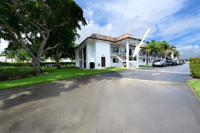 2 of 24 - 3075 Gardens East Drive #14, Palm Beach Gardens, FL