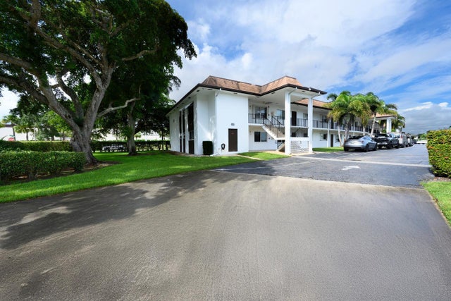 4 of 24 - 3075 Gardens East Drive #14, Palm Beach Gardens, FL