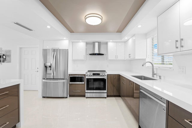 4 of 37 - 301 Lake Shore Drive #411, Lake Park, FL