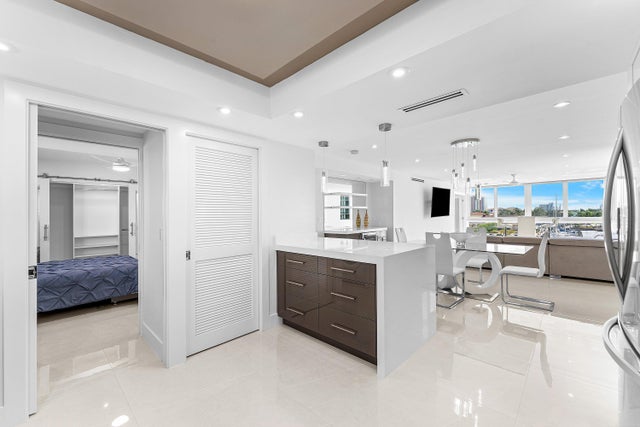 5 of 37 - 301 Lake Shore Drive #411, Lake Park, FL