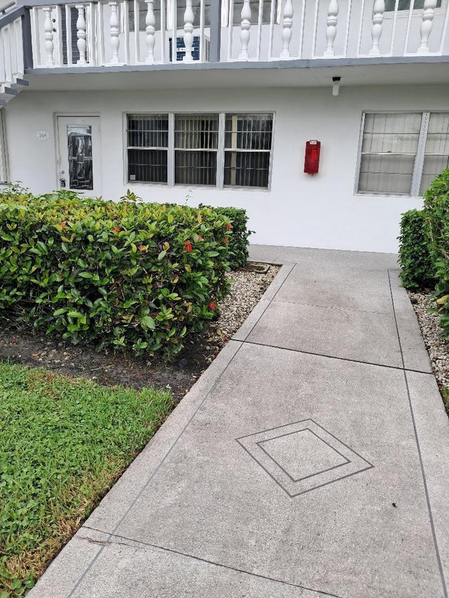 1 of 9 - 168 Andover G, West Palm Beach, FL