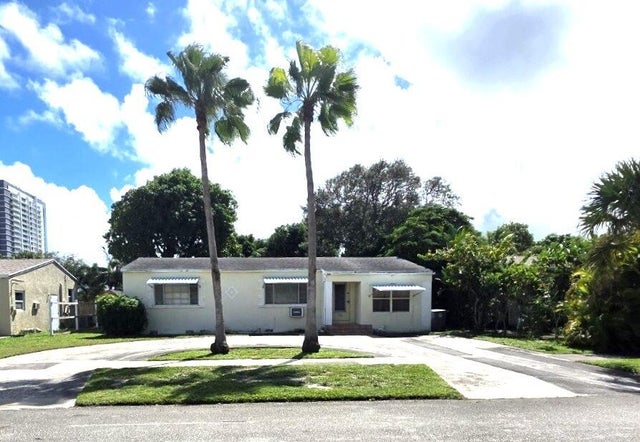 136 Evergreen Drive, Lake Park