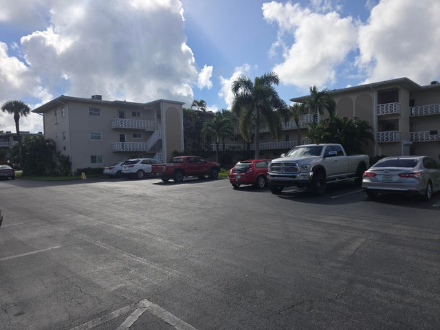 2 of 30 - 2812 Garden Drive S #301, Lake Worth, FL