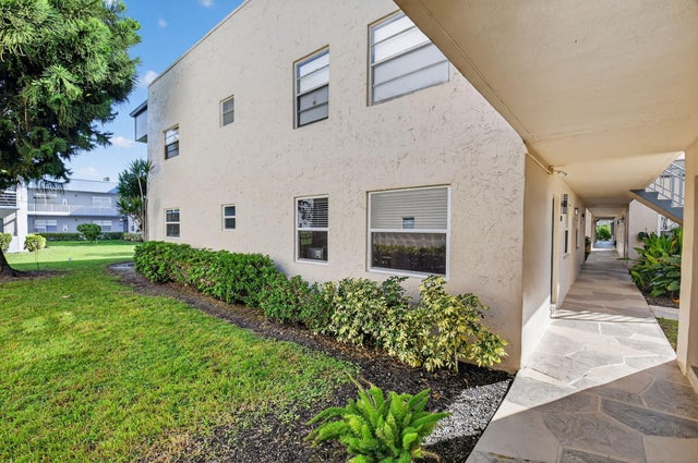 4 of 77 - 161 Flanders D #161, Delray Beach, FL