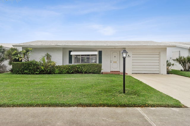1 of 32 - 703 Sw 18th Street, Boynton Beach, FL