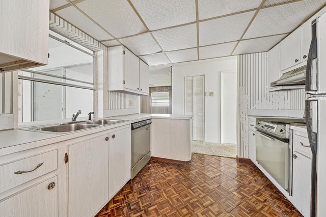 5 of 32 - 703 Sw 18th Street, Boynton Beach, FL