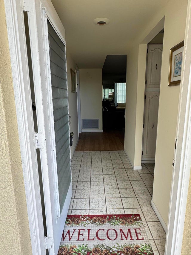 2 of 10 - 2515 Ne 1st Court #215, Boynton Beach, FL