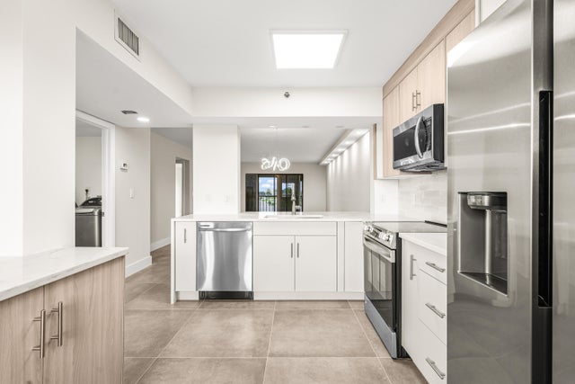 5 of 32 - 14425 Strathmore Lane #505, Delray Beach, FL