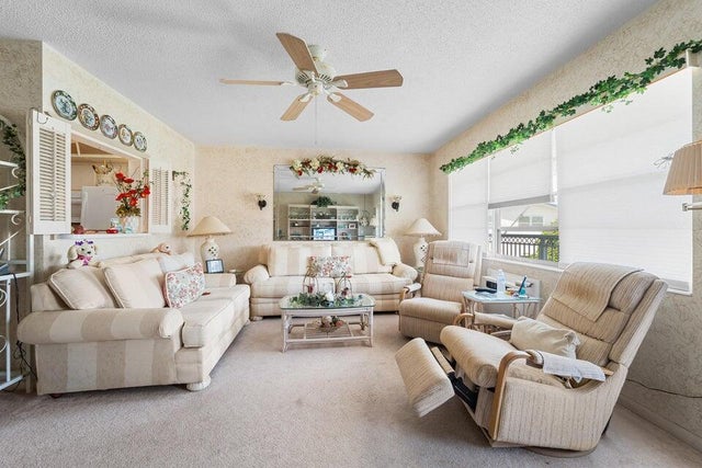 4 of 25 - 169 Sheffield G, West Palm Beach, FL