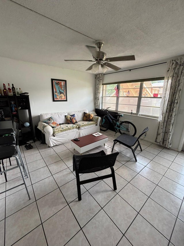 2 of 8 - 104 Hasting G, West Palm Beach, FL