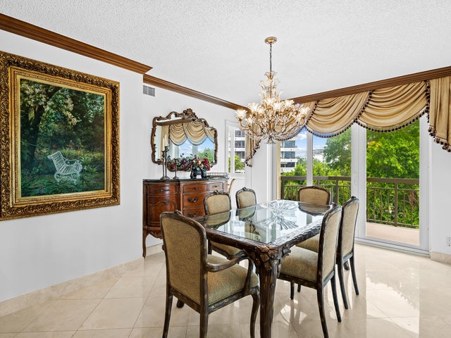 5 of 37 - 901 E Camino Real Drive #4d, Boca Raton, FL