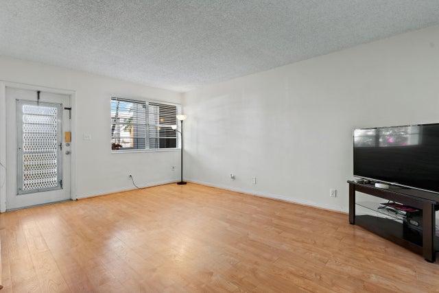 3 of 27 - 20 Se 13th Street #a4, Boca Raton, FL
