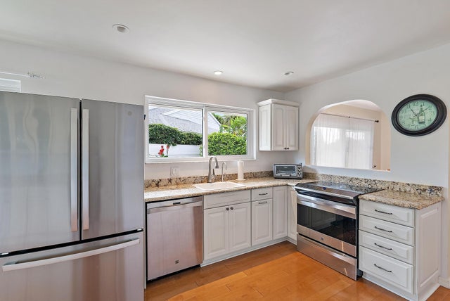 5 of 31 - 6642 S Pine Court, Palm Beach Gardens, FL