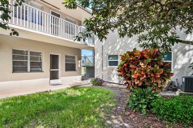 1 of 35 - 13 Lake Vista Trail #105, Port Saint Lucie, FL