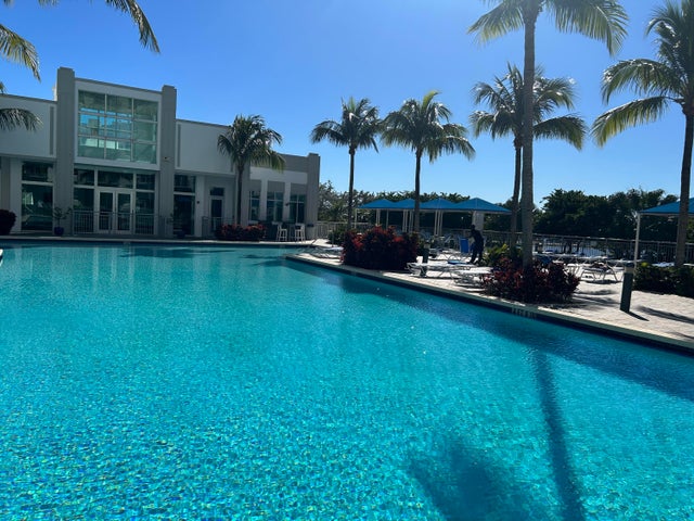 2 of 43 - 300 S Australian Avenue #1219, West Palm Beach, FL