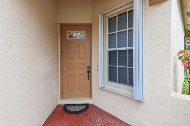 4 of 37 - 653 Sw Munjack Cove, Port Saint Lucie, FL