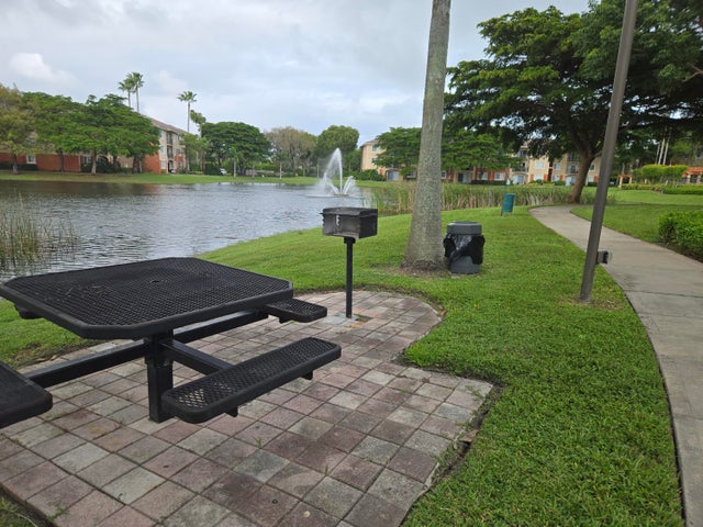 3 of 11 - 4179 N Haverhill Road #606, West Palm Beach, FL