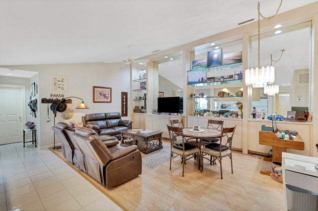 5 of 14 - 10102 Chapman Oak Court, Palm Beach Gardens, FL