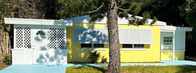 1 of 1 - 320 7th Road Sw, Vero Beach, FL