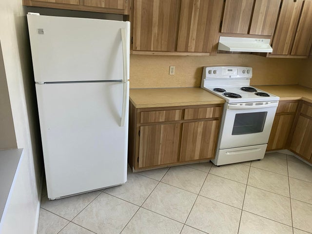 4 of 40 - 442 Franconia Circle, Lake Worth, FL