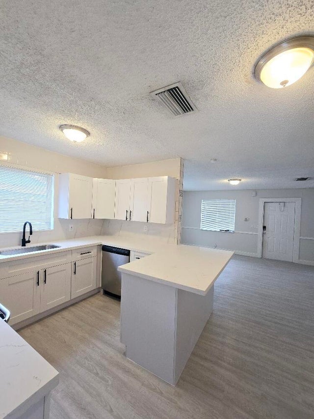1 of 21 - 416 Sw 7th Court, Boynton Beach, FL