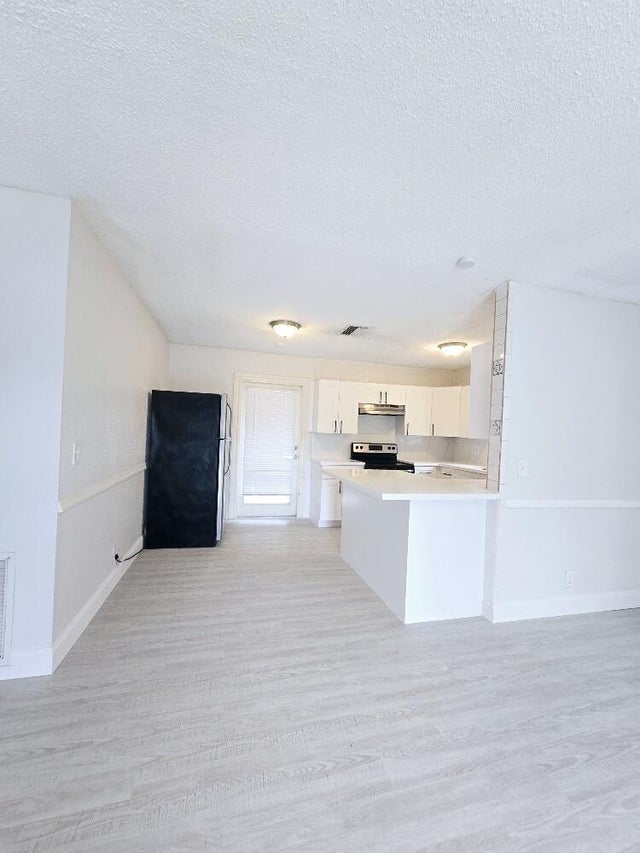 5 of 21 - 416 Sw 7th Court, Boynton Beach, FL