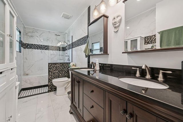 4 of 49 - 1871 Se Wexford Court, Port Saint Lucie, FL