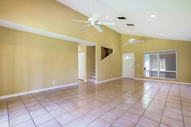 3 of 29 - 3896 Nw 2nd Court, Deerfield Beach, FL