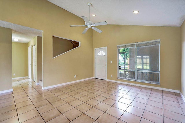 4 of 29 - 3896 Nw 2nd Court, Deerfield Beach, FL