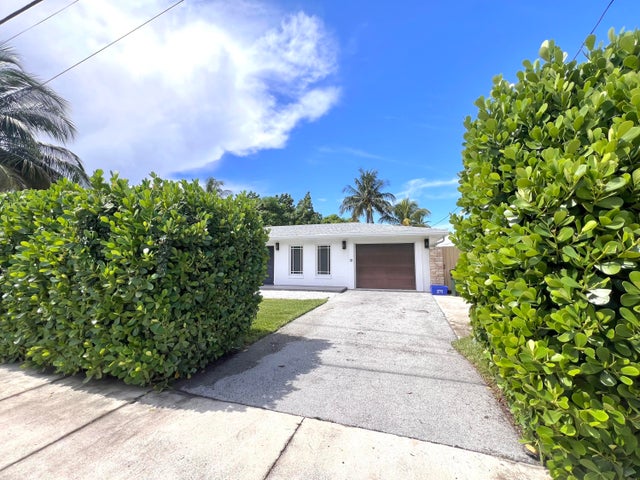 3 of 35 - 902 S Swinton Avenue, Delray Beach, FL