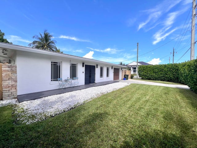 4 of 35 - 902 S Swinton Avenue, Delray Beach, FL