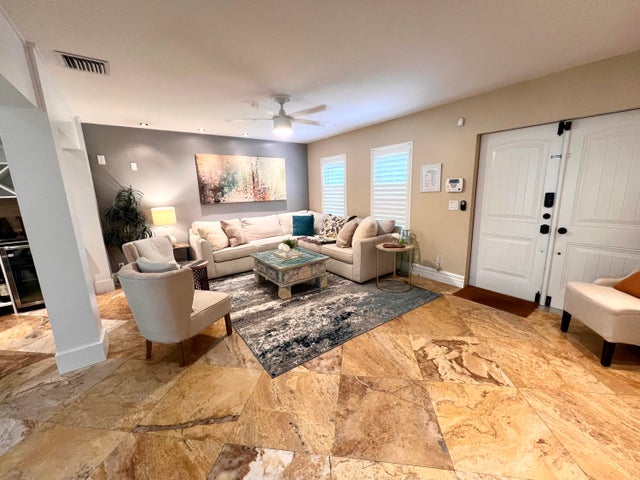 5 of 35 - 902 S Swinton Avenue, Delray Beach, FL