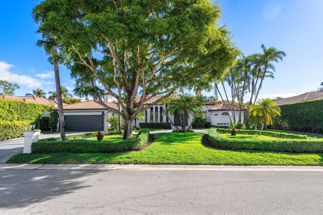 2 of 54 - 598 N Country Club Drive, Atlantis, FL