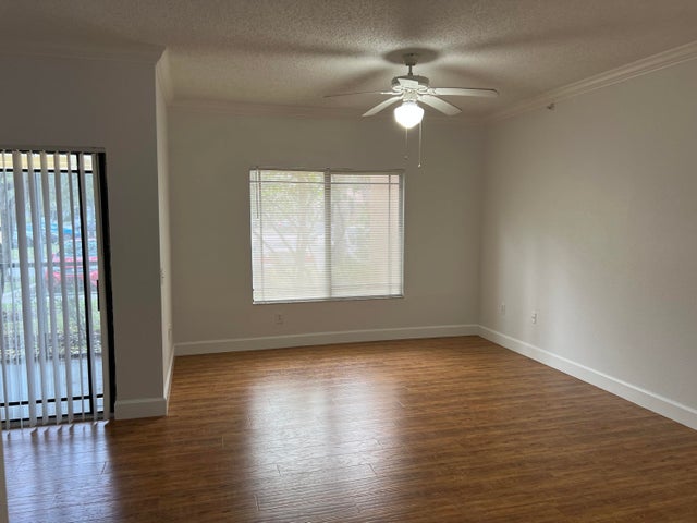 3 of 11 - 2811 Grande Parkway #105, Palm Beach Gardens, FL