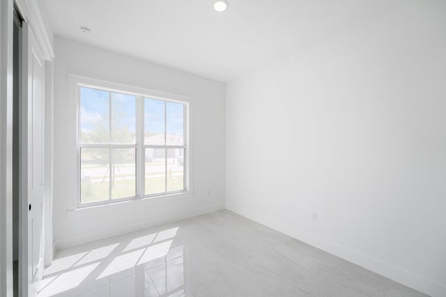 4 of 62 - 6782 Se Lost Pine Drive #27, Stuart, FL