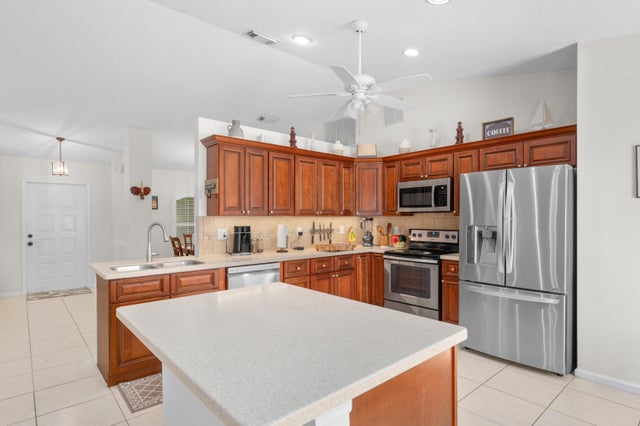 2 of 31 - 3461 Sw Esperanto Street, Port Saint Lucie, FL