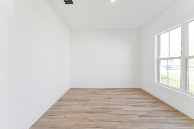5 of 53 - 6803 Se Lost Pine Drive #56, Stuart, FL